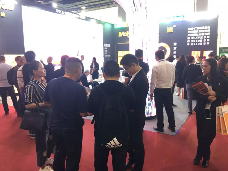 最具創(chuàng)意LED顯示屏亮相廣州展，美亞迪備受關(guān)注