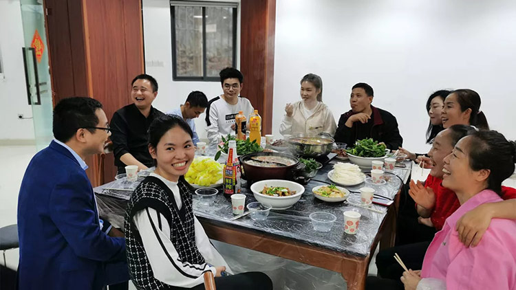 美亞迪生日會，壽星們歡聚一堂