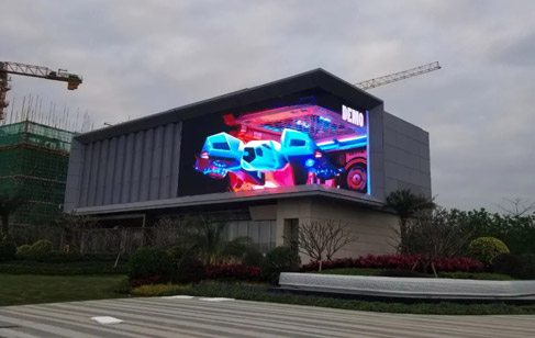 網(wǎng)紅打卡圣地，城市新地標(biāo)，“裸眼3D”LED顯示屏