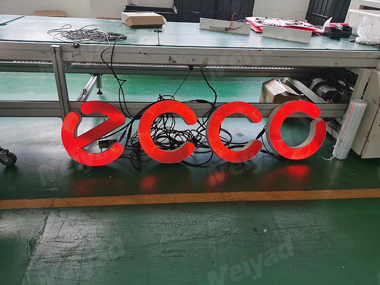 上海愛步ECCO旗艦店P(guān)2戶內(nèi)LED字母屏